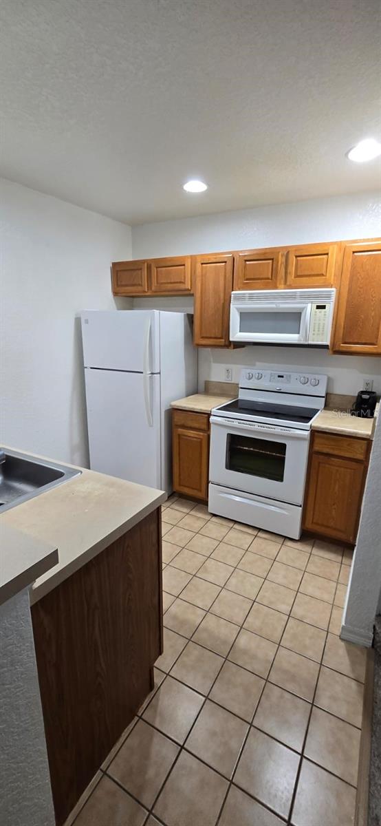 Listing photo id 13 for 4552 Jona Free Lane 103