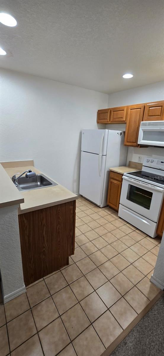 Listing photo id 14 for 4552 Jona Free Lane 103