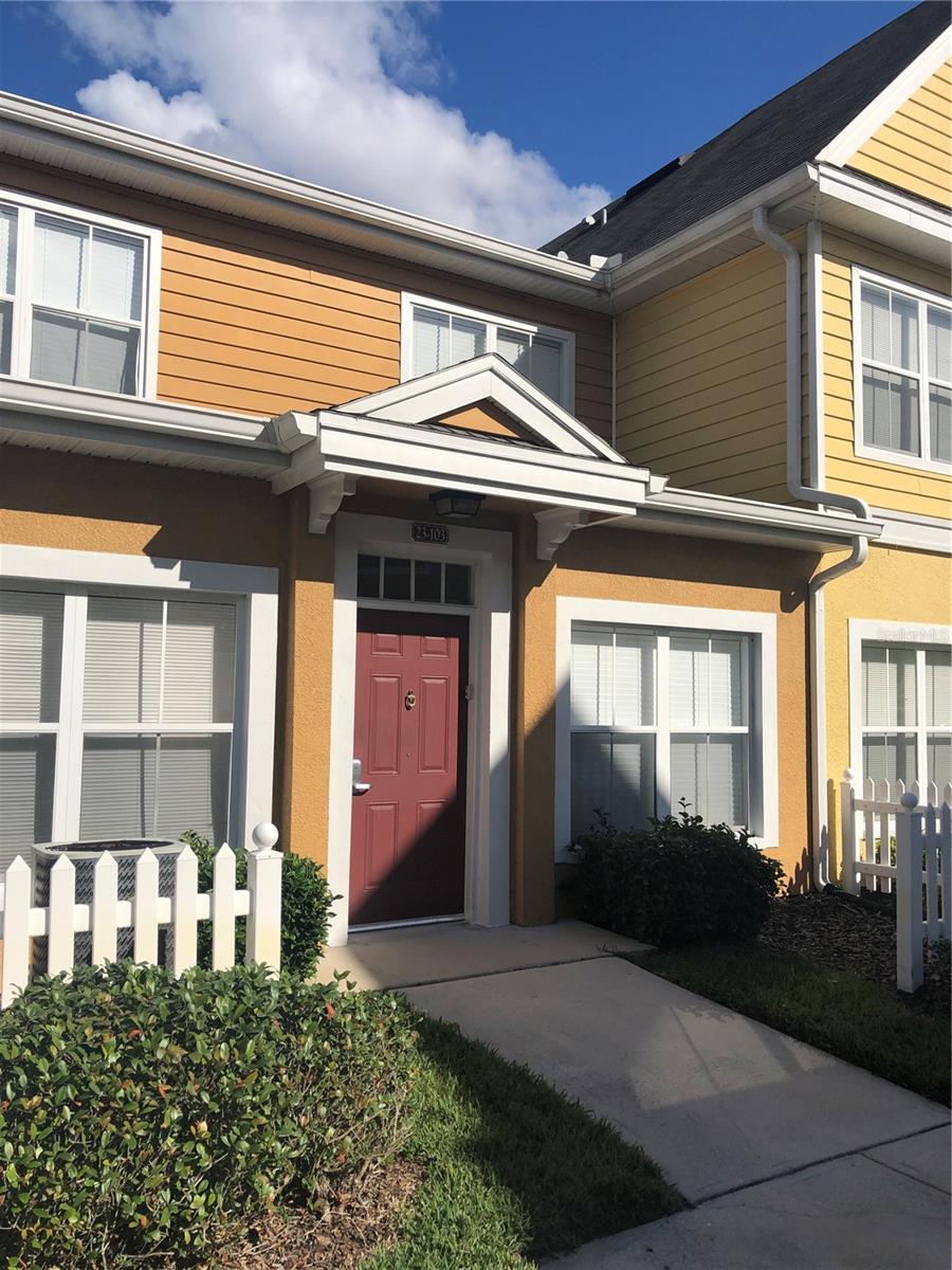 Listing photo id 0 for 4552 Jona Free Lane 103