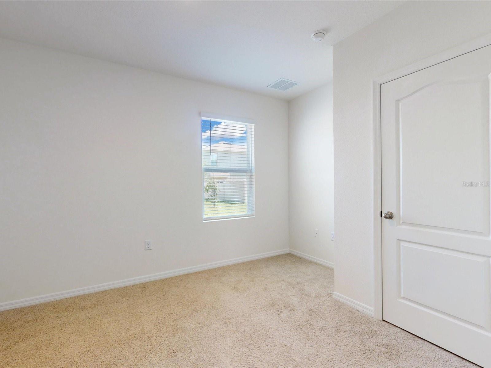 Image 15 of 43 For 931 Waterfall Boulevard