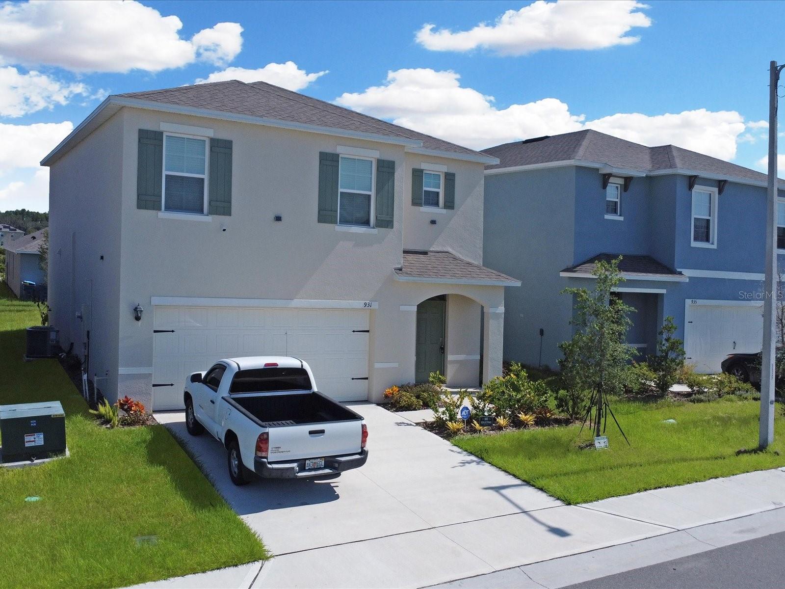 Image 2 of 43 For 931 Waterfall Boulevard