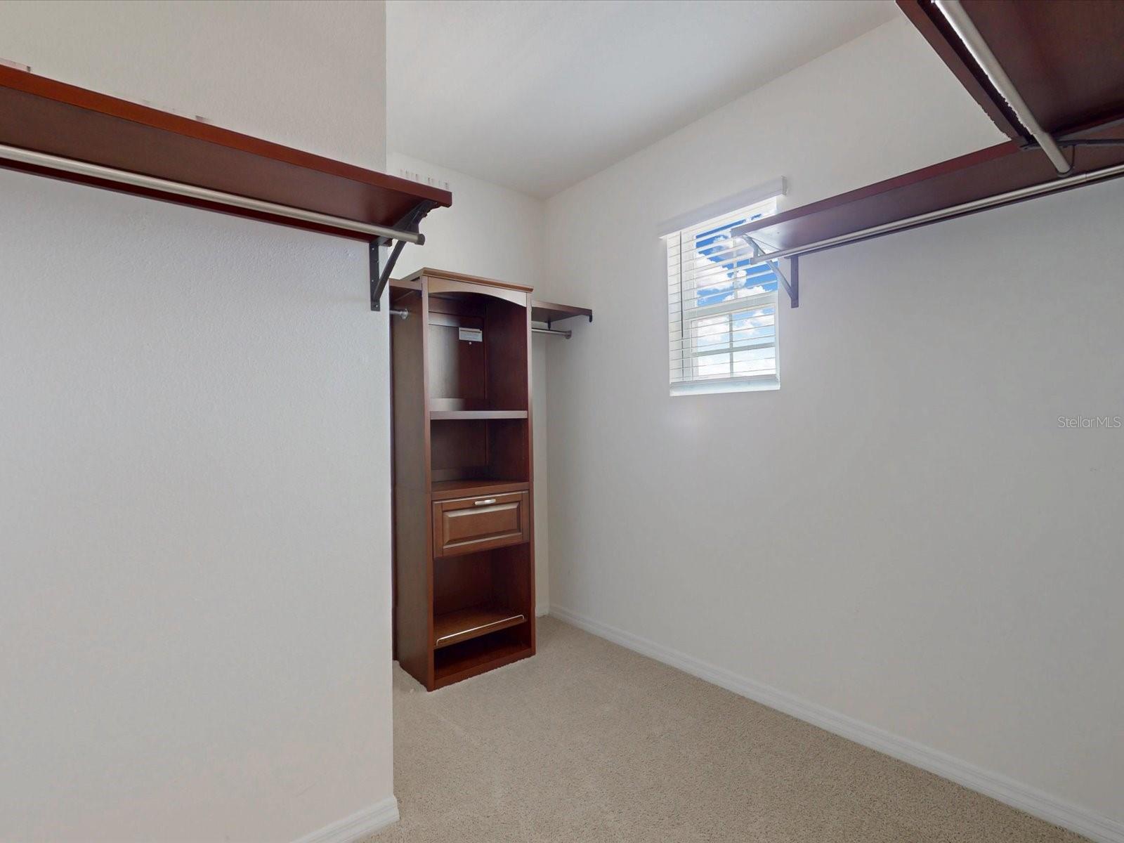 Image 22 of 43 For 931 Waterfall Boulevard