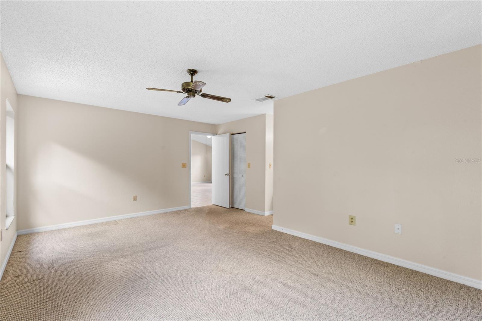 Image 10 of 23 For 3395 Pineridge Circle