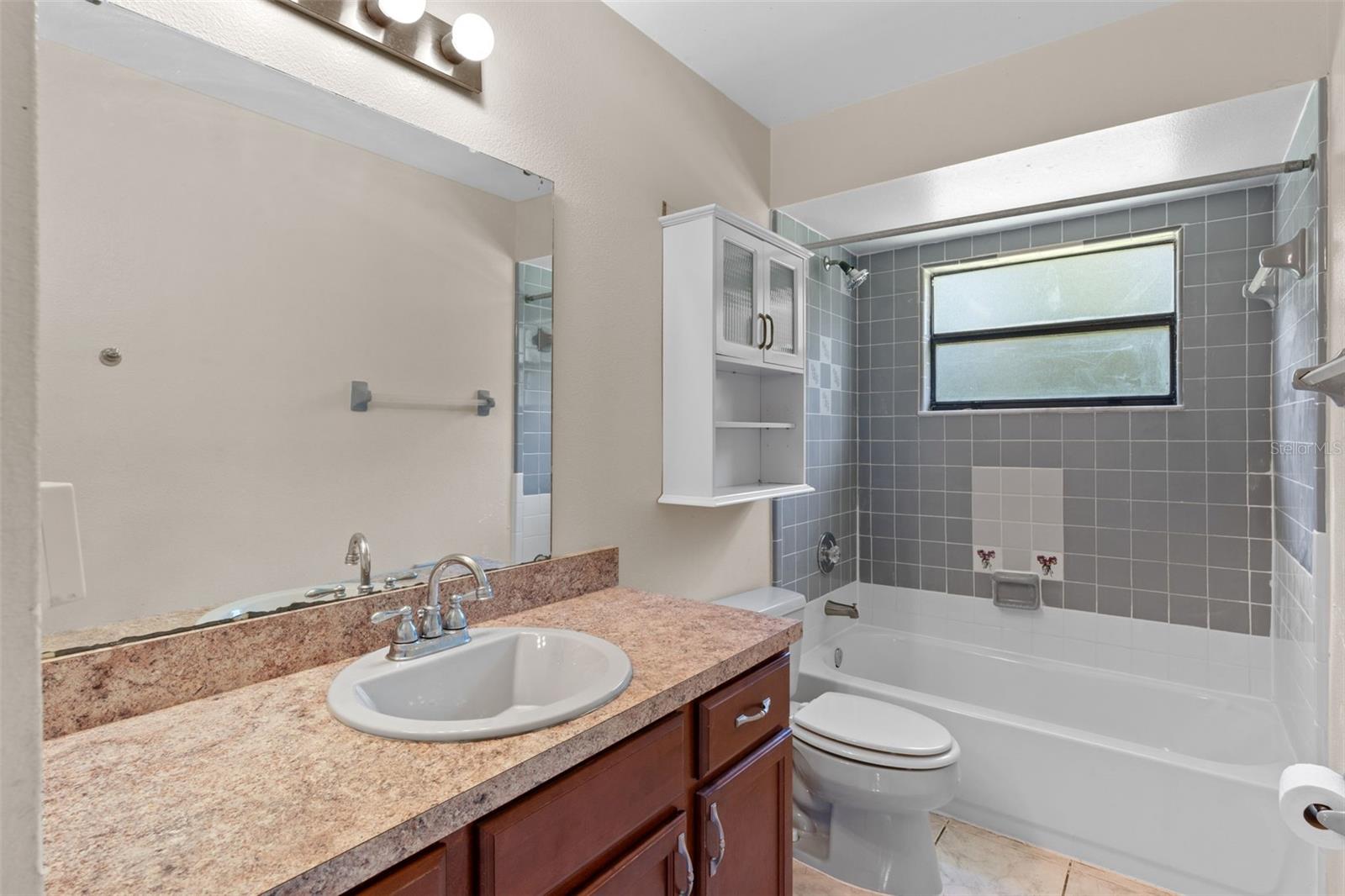 Image 20 of 23 For 3395 Pineridge Circle