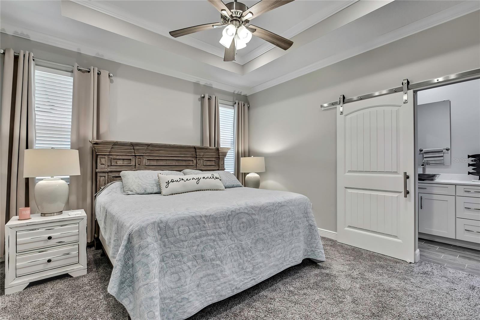 Listing photo id 14 for 9202 Satinwood Terrace