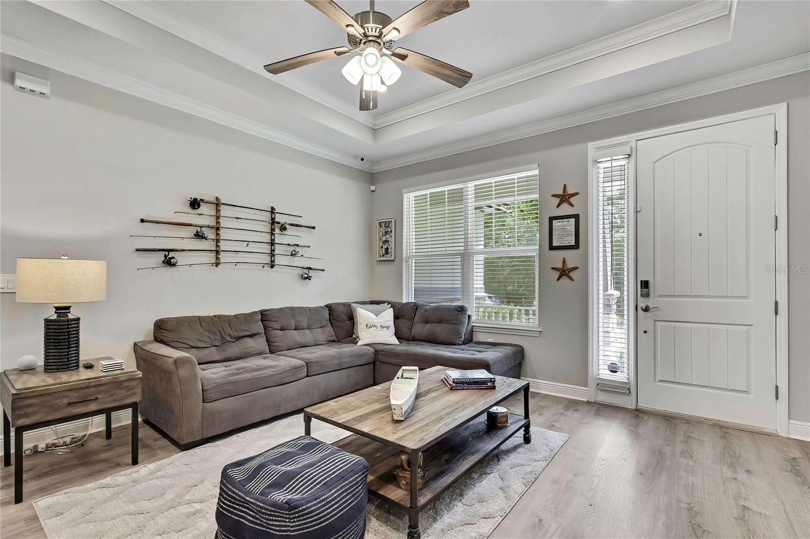 Listing photo id 1 for 9202 Satinwood Terrace