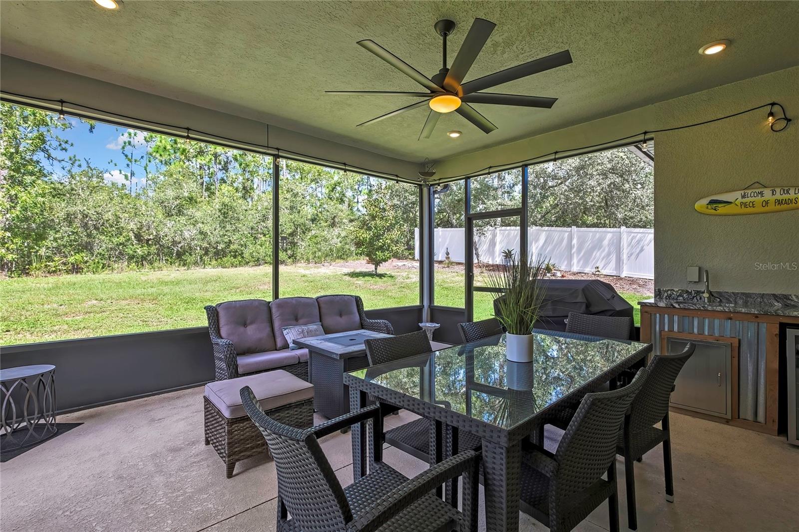 Listing photo id 29 for 9202 Satinwood Terrace