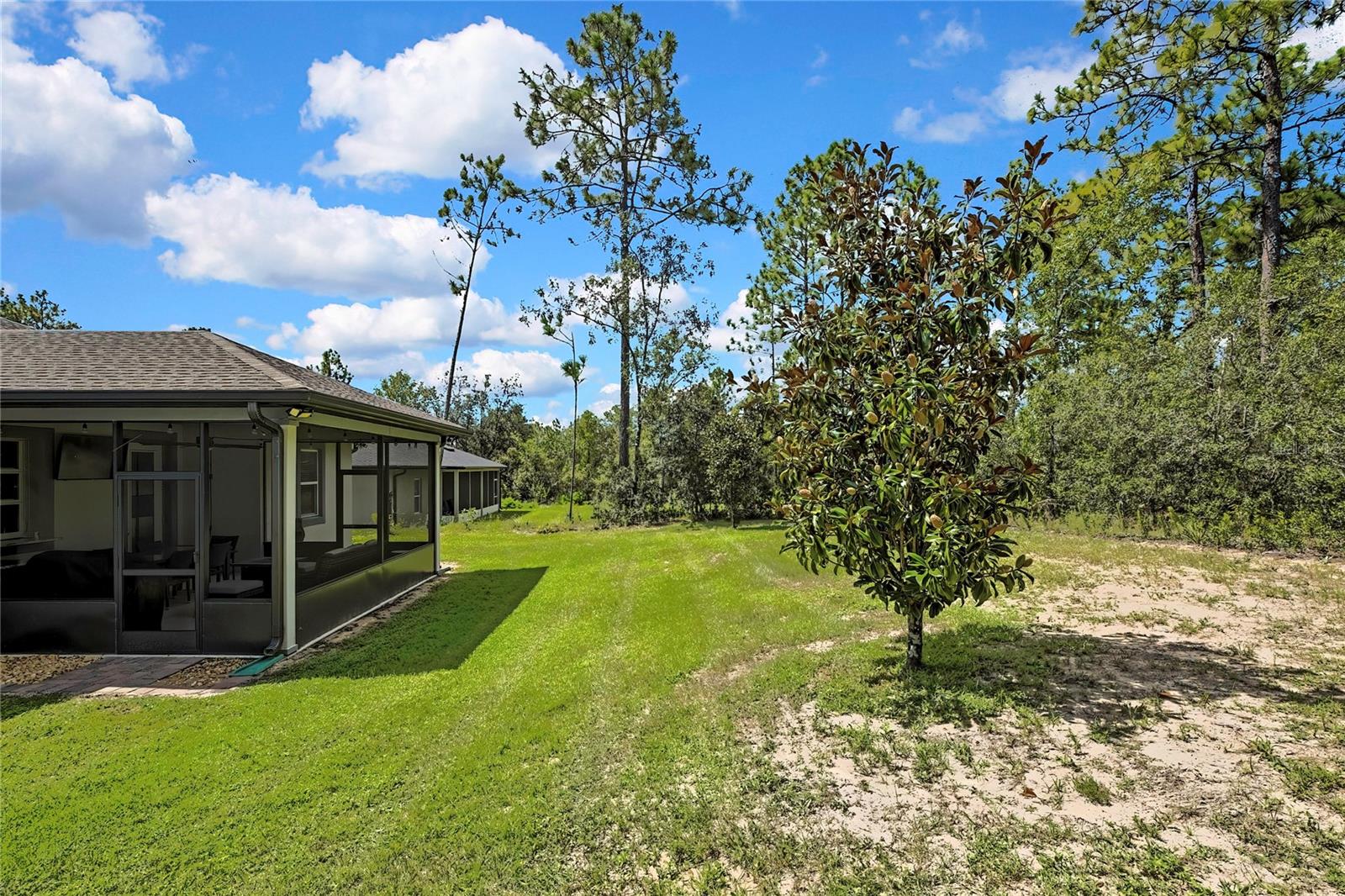 Listing photo id 39 for 9202 Satinwood Terrace
