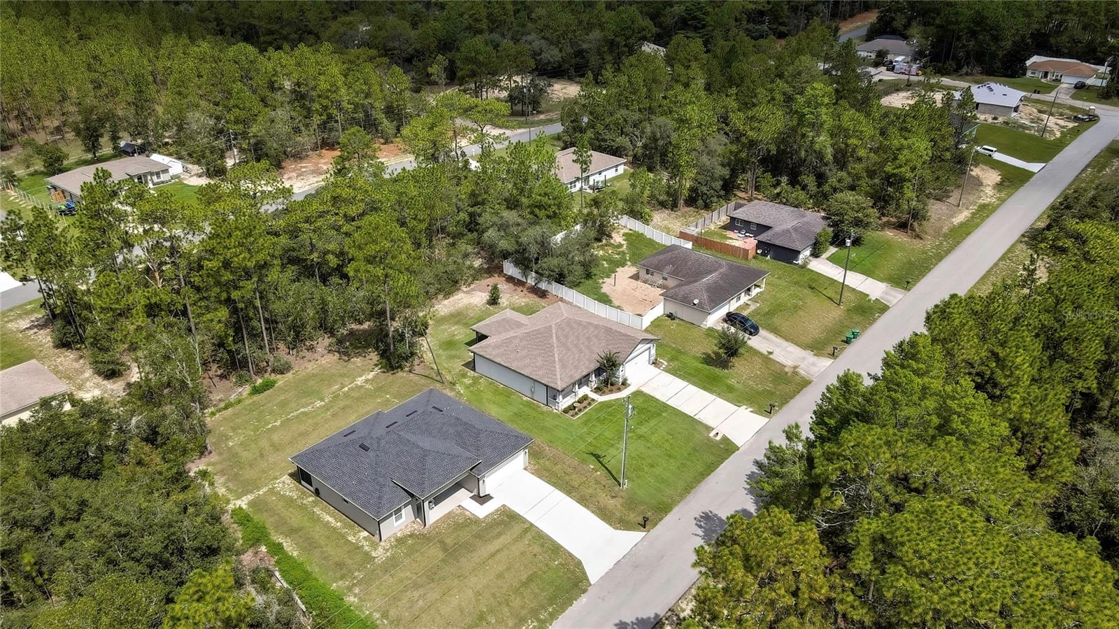 Listing photo id 53 for 9202 Satinwood Terrace