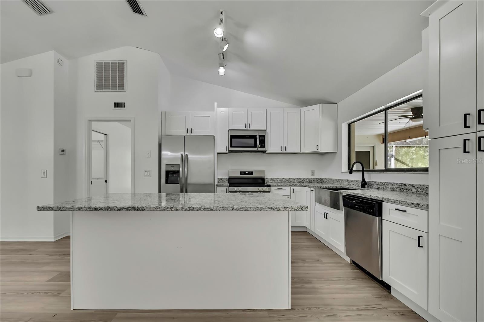 Image 15 of 61 For 295 Keller Court