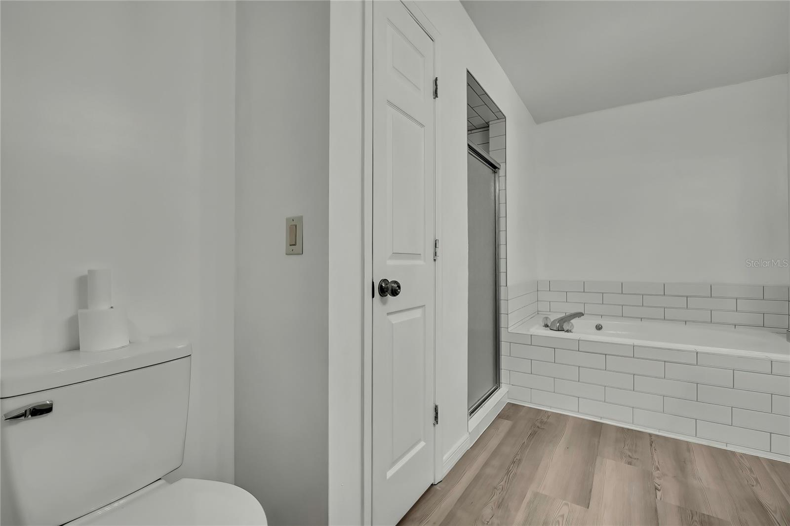 Image 27 of 61 For 295 Keller Court