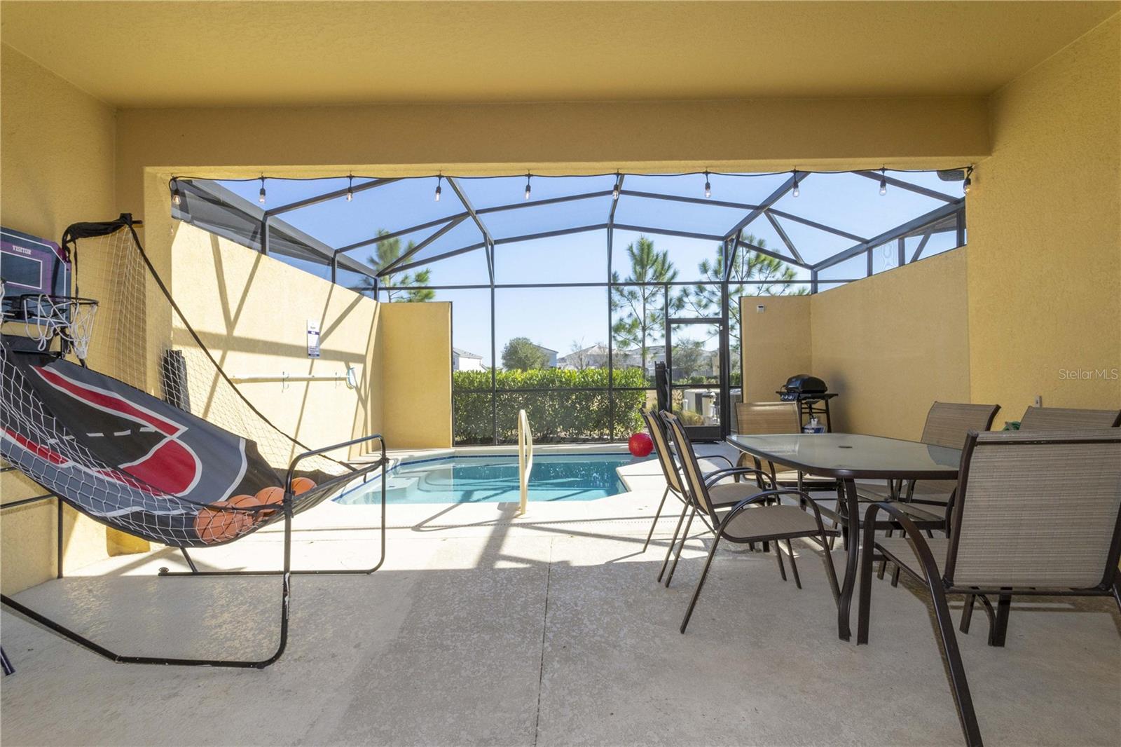Image 16 of 50 For 4682 Terrasonesta Dr