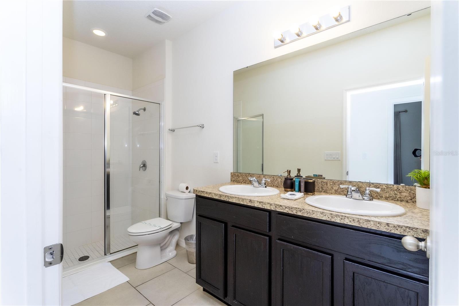 Image 21 of 50 For 4682 Terrasonesta Dr
