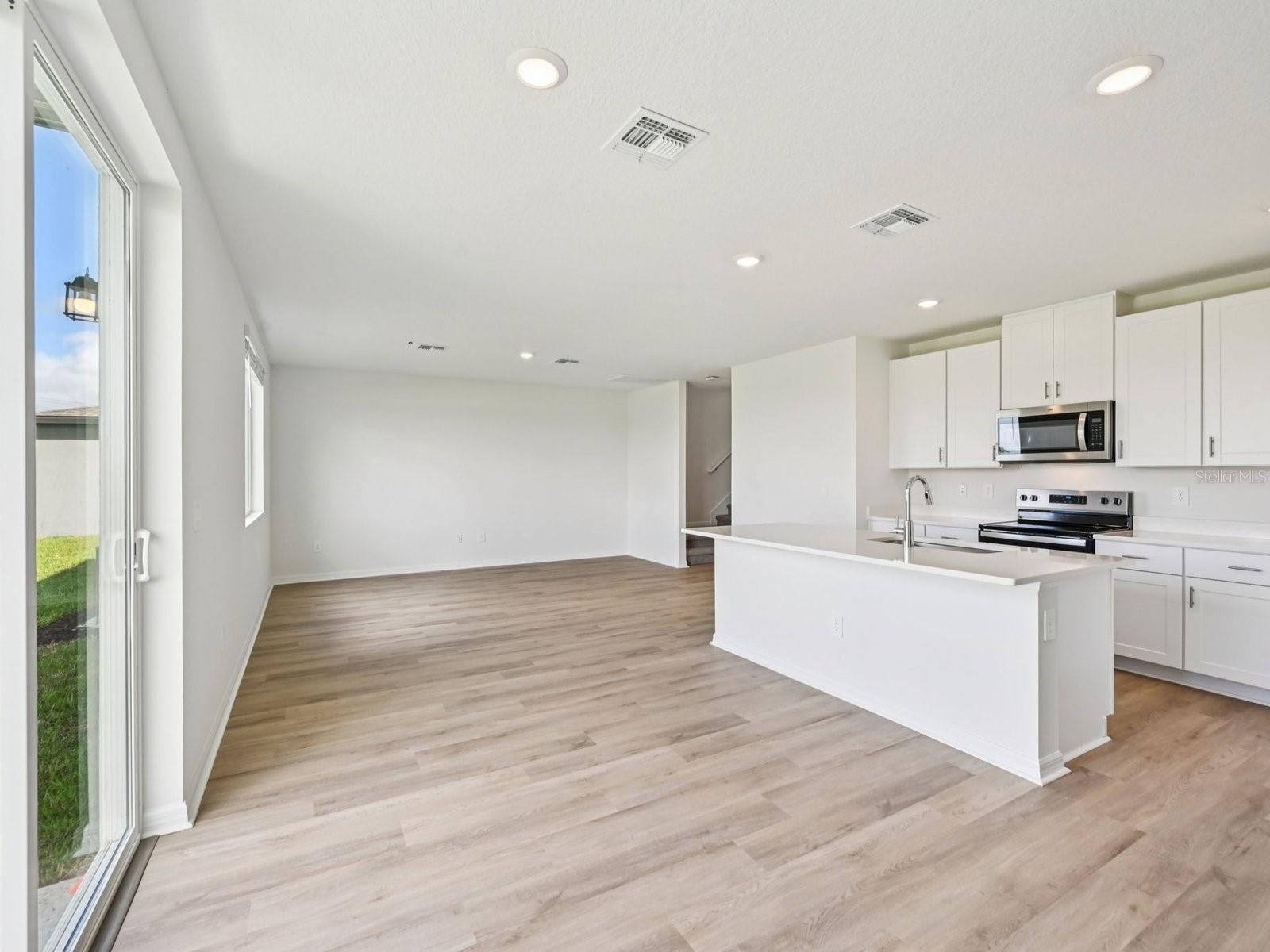 Image 11 of 44 For 10809 Heirloom Farms Run