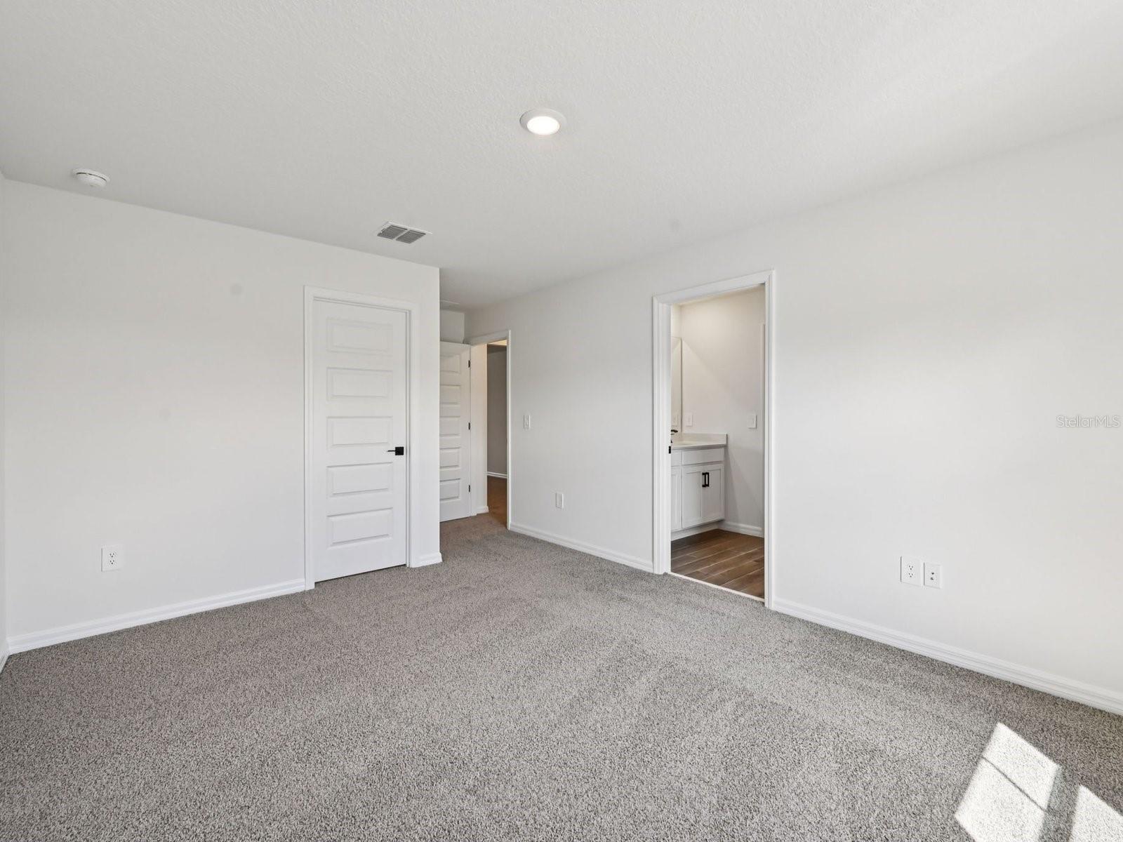 Image 35 of 44 For 10809 Heirloom Farms Run