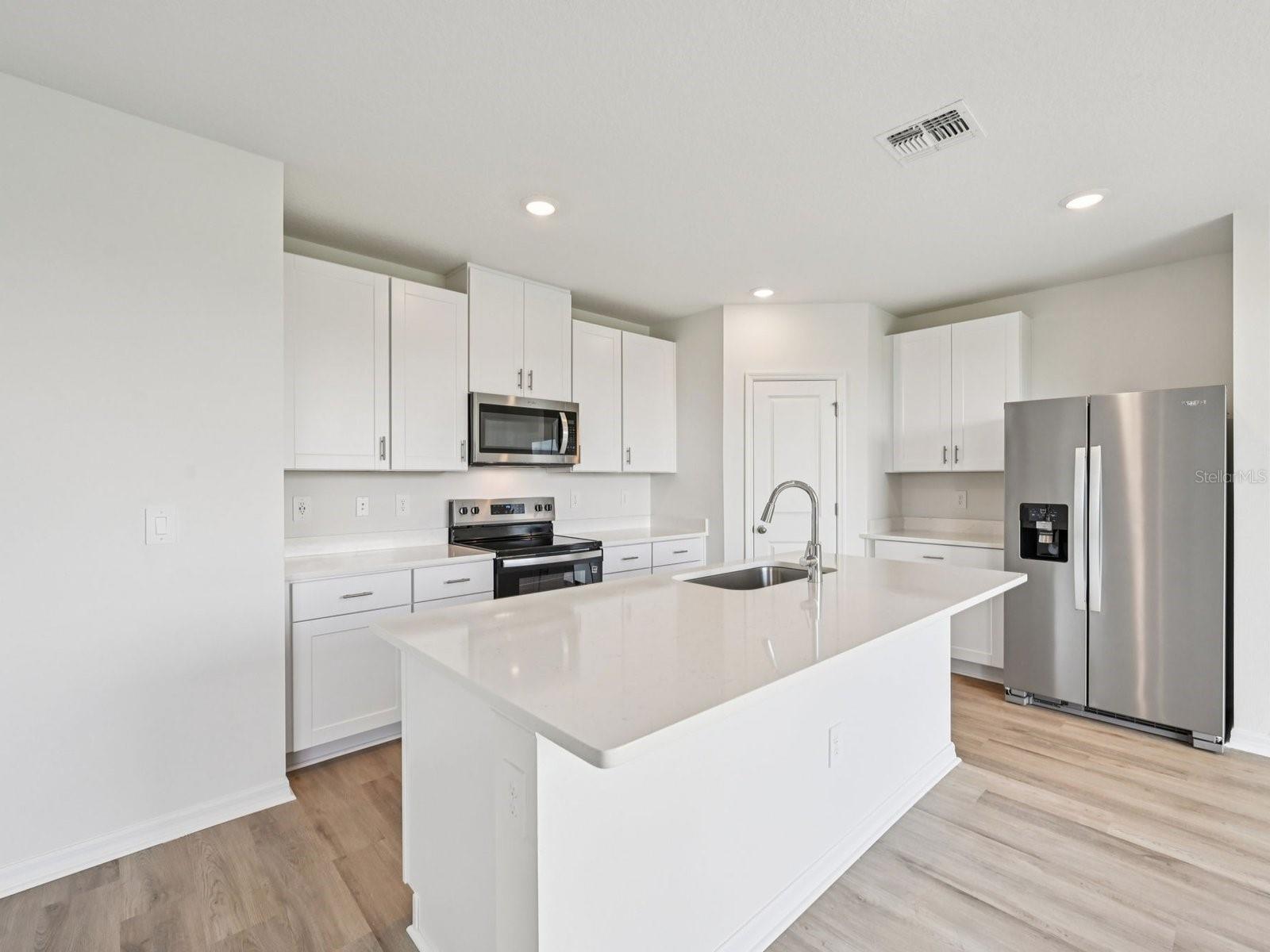 Image 9 of 44 For 10809 Heirloom Farms Run