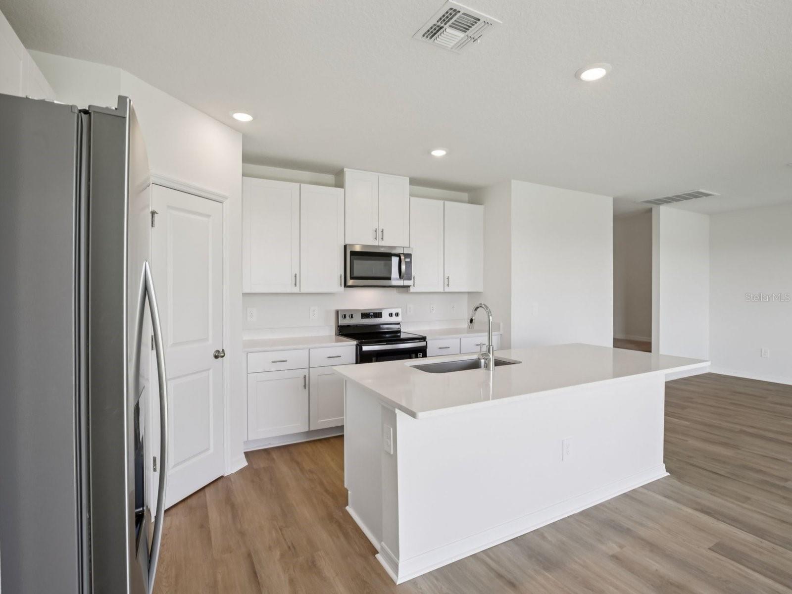 Image 36 of 49 For 11336 Bellewood Terrace