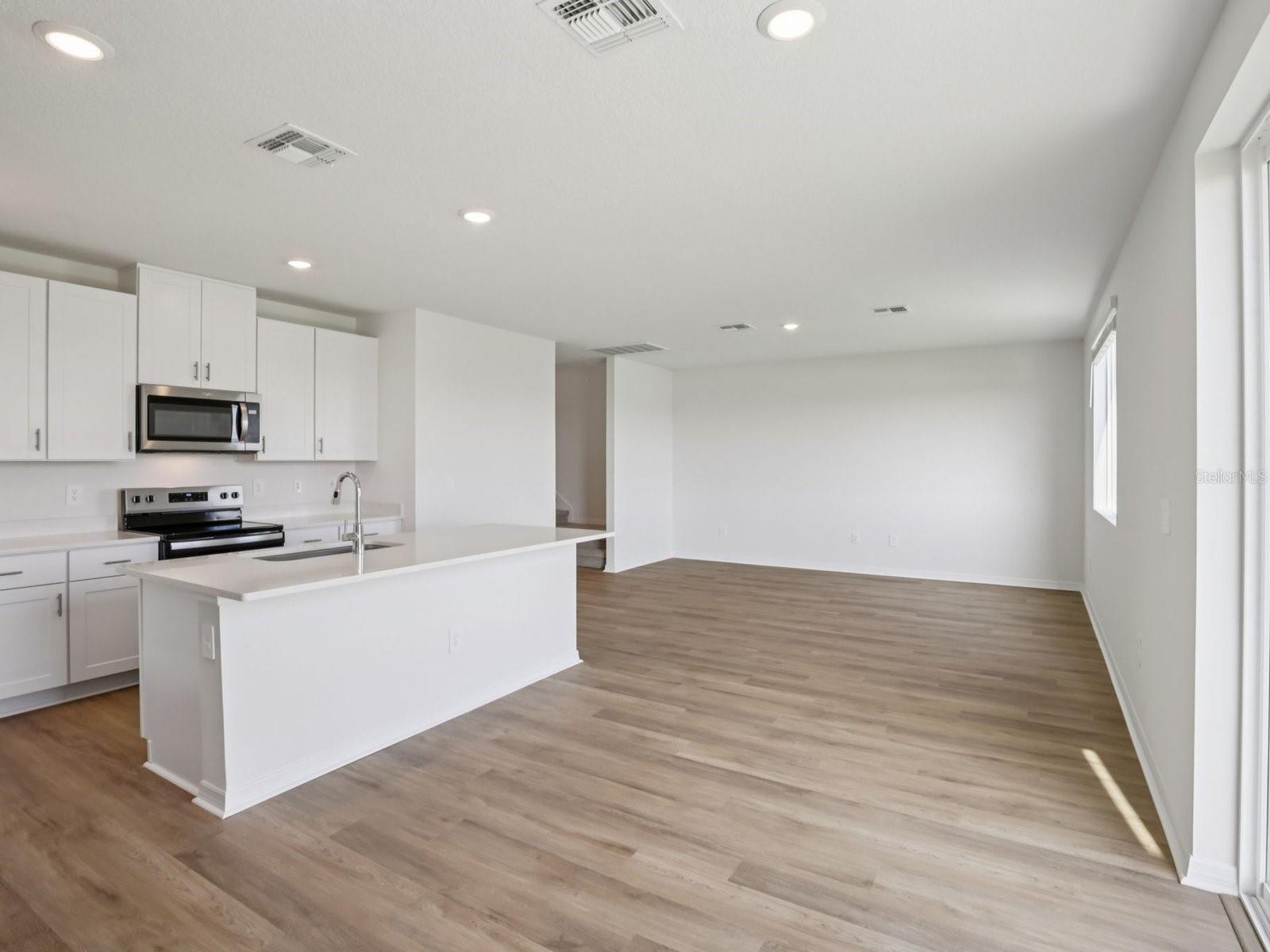 Image 42 of 49 For 11336 Bellewood Terrace