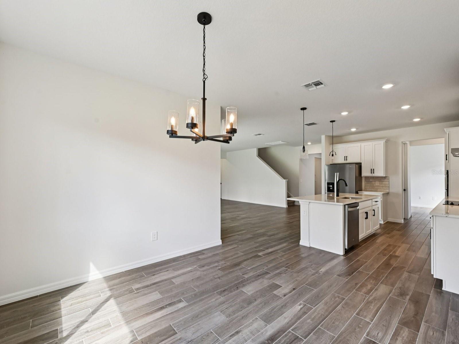 Image 6 of 33 For 11305 Bellewood Terrace