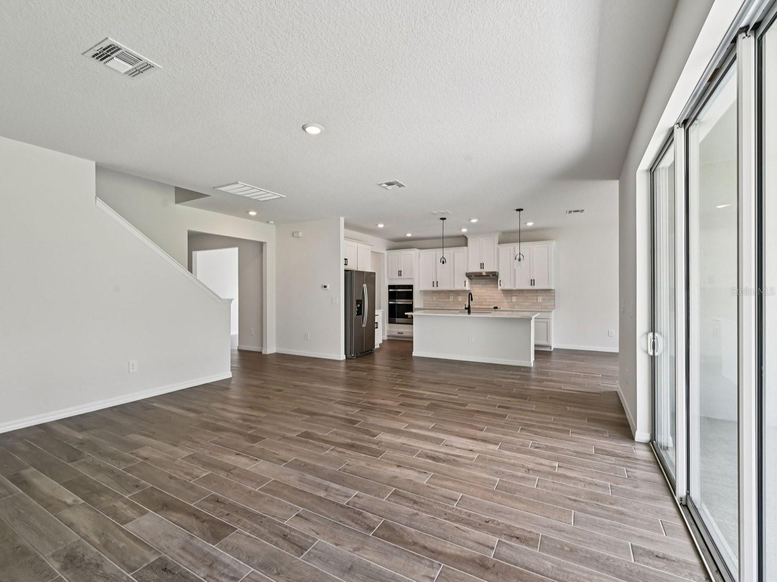 Image 7 of 33 For 11305 Bellewood Terrace