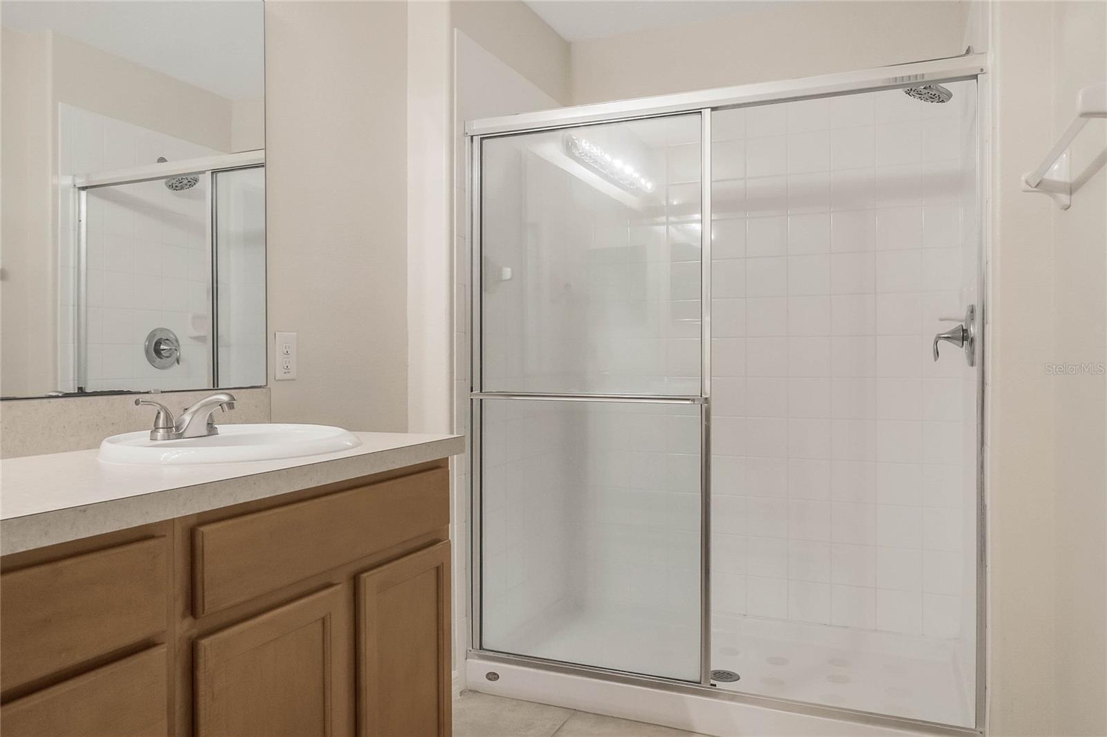 Image 17 of 26 For 1519 Priory Circle
