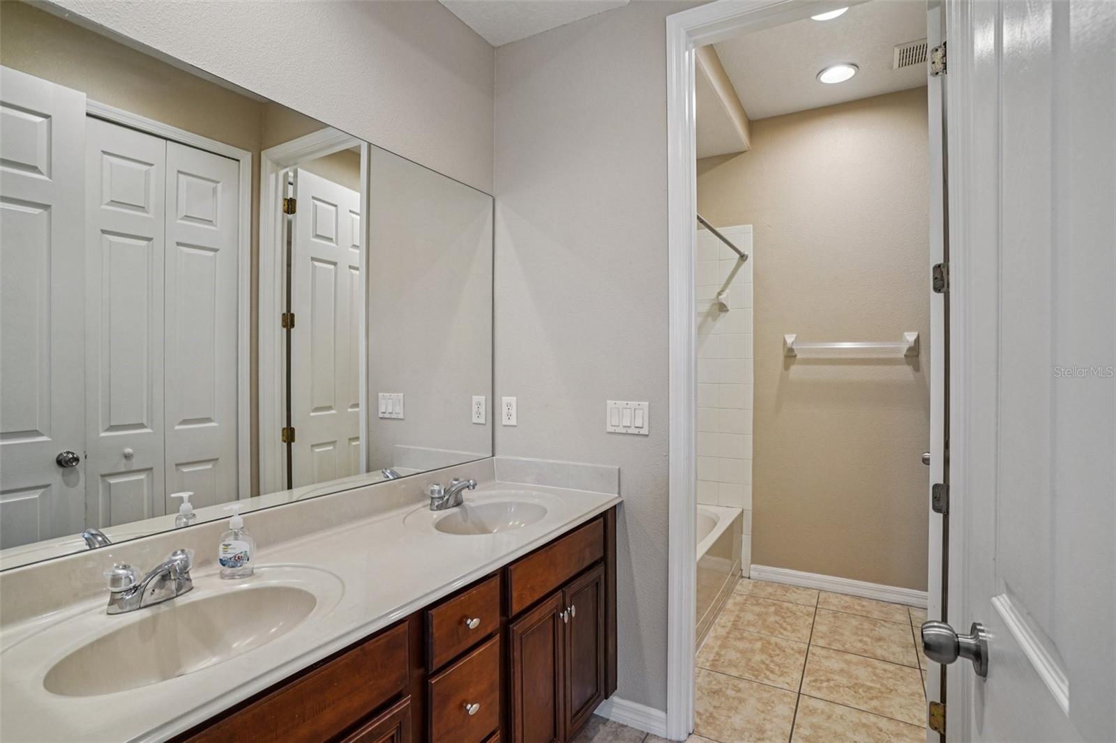 Image 17 of 40 For 2247 Cypress Villas Drive