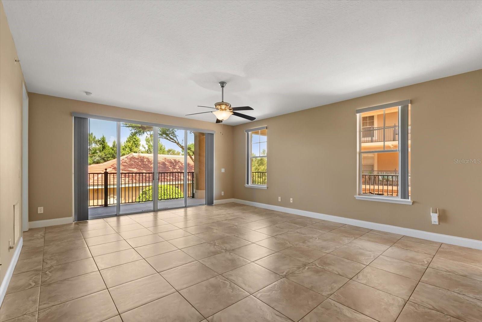 Image 11 of 42 For 913 Lotus Vista Drive 101