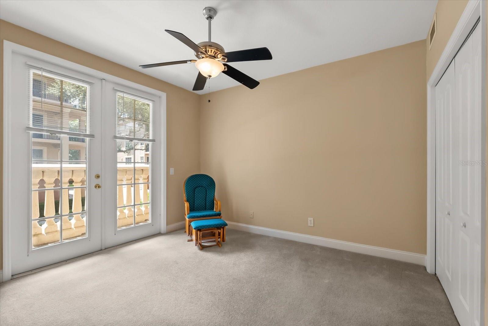 Image 18 of 42 For 913 Lotus Vista Drive 101