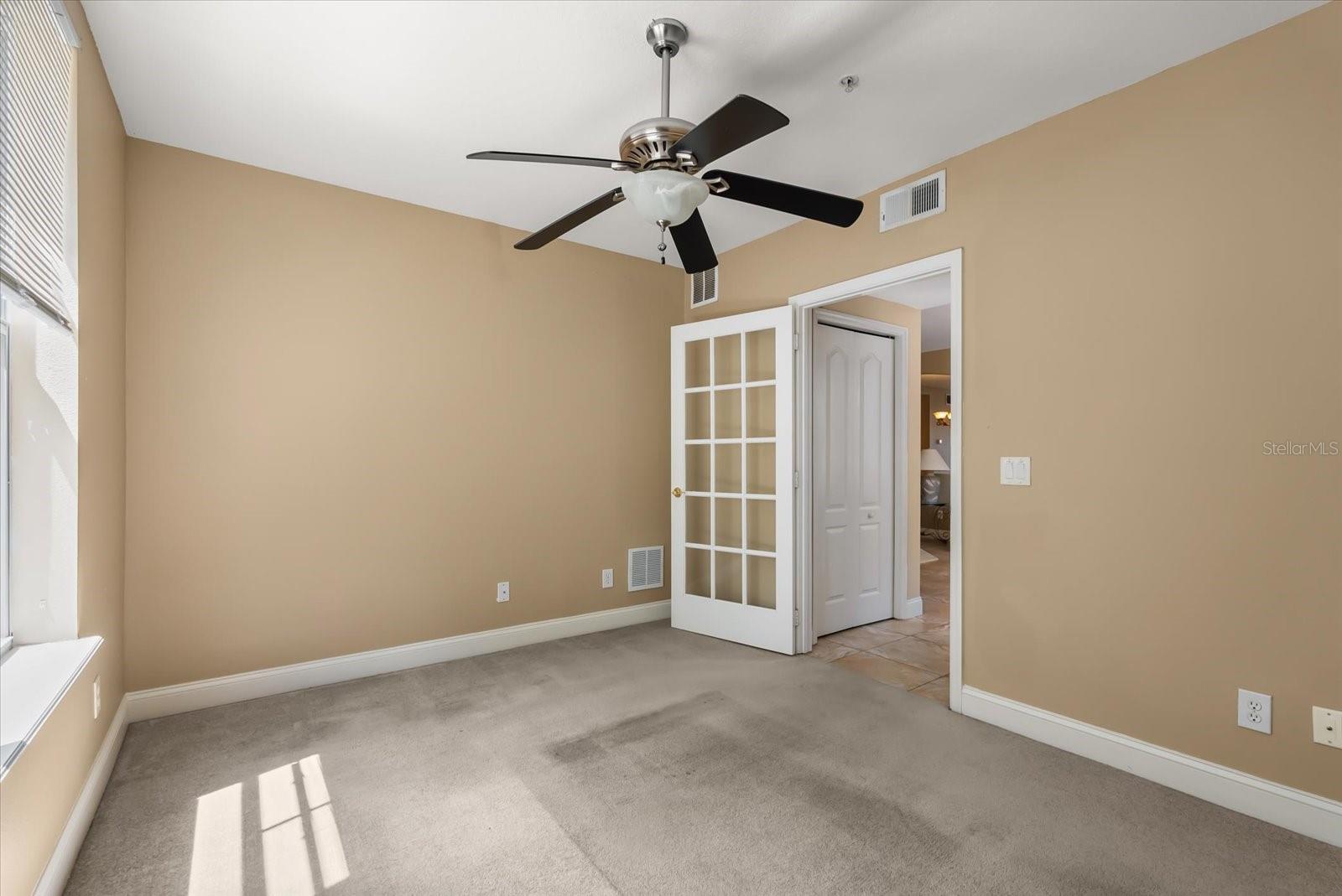 Image 21 of 42 For 913 Lotus Vista Drive 101