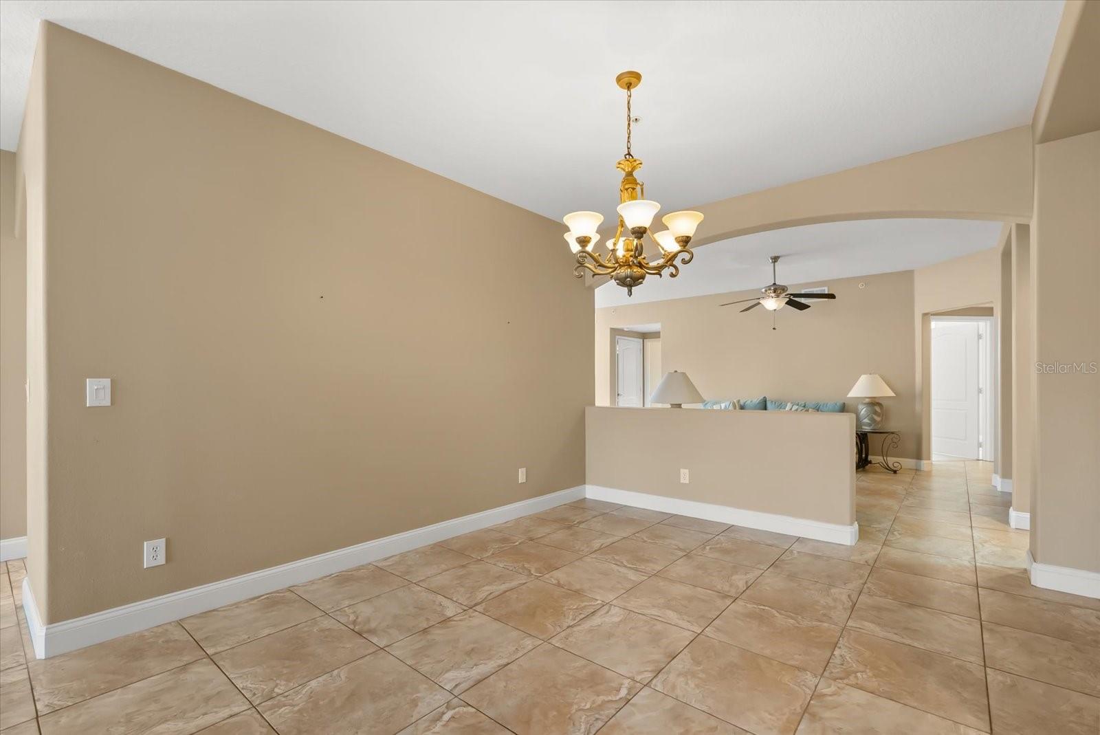 Image 31 of 42 For 913 Lotus Vista Drive 101