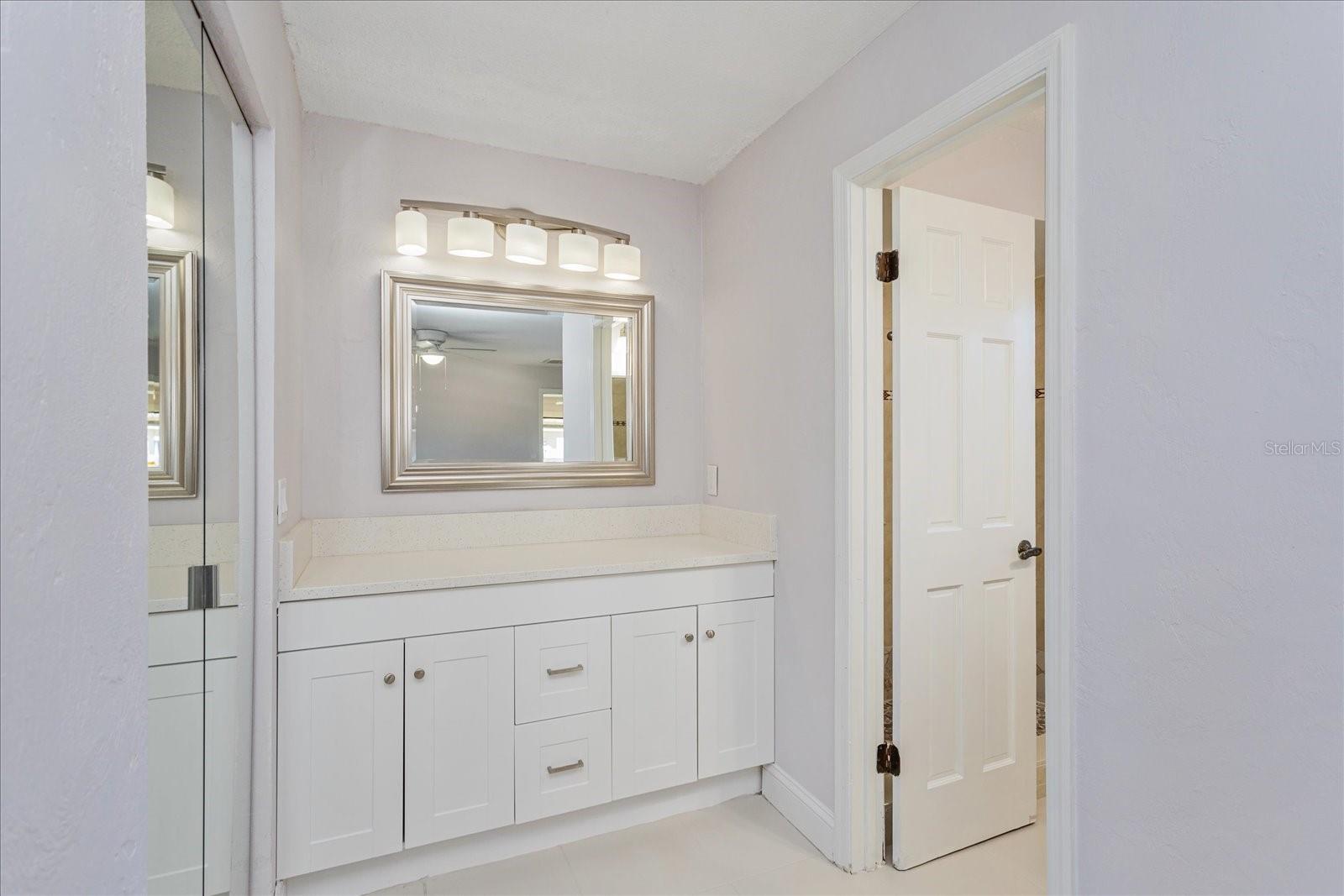 Image 23 of 26 For 915 Normandy Boulevard
