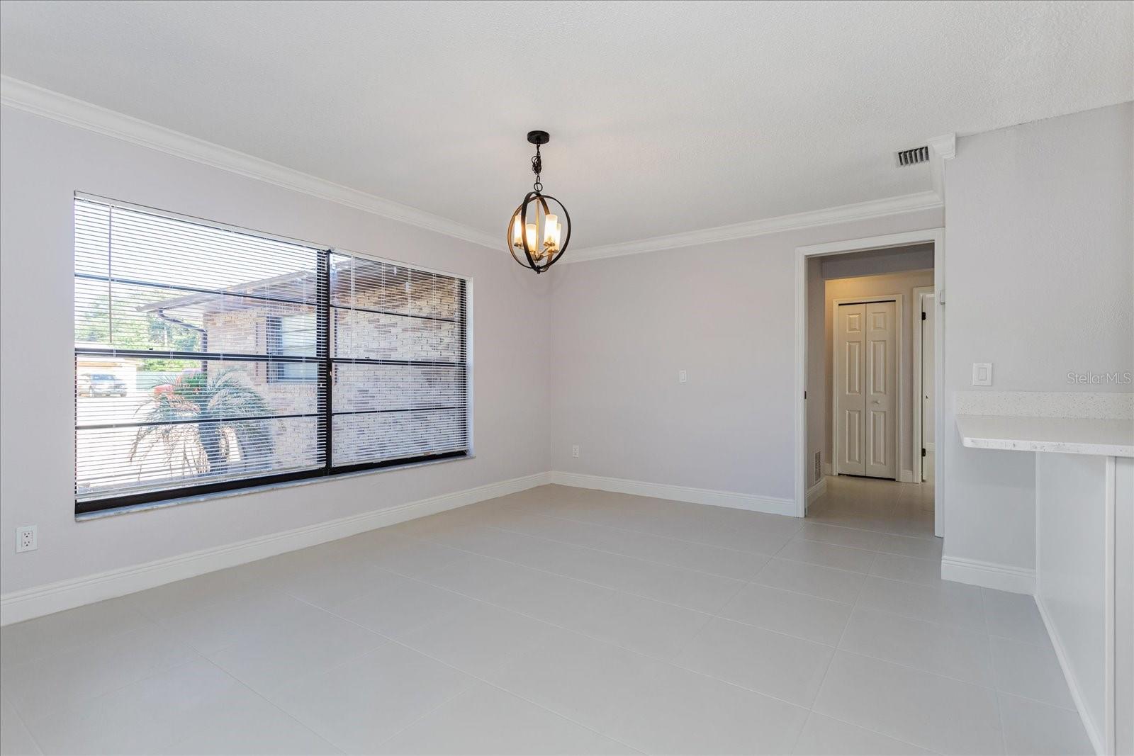Image 8 of 26 For 915 Normandy Boulevard