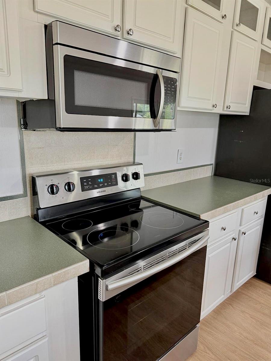 Image 16 of 38 For 6155 143rd Place