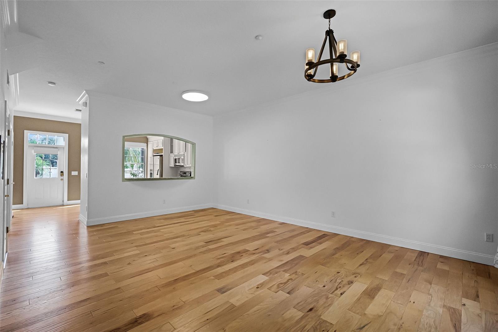 Image 6 of 69 For 625 Mulberry Avenue