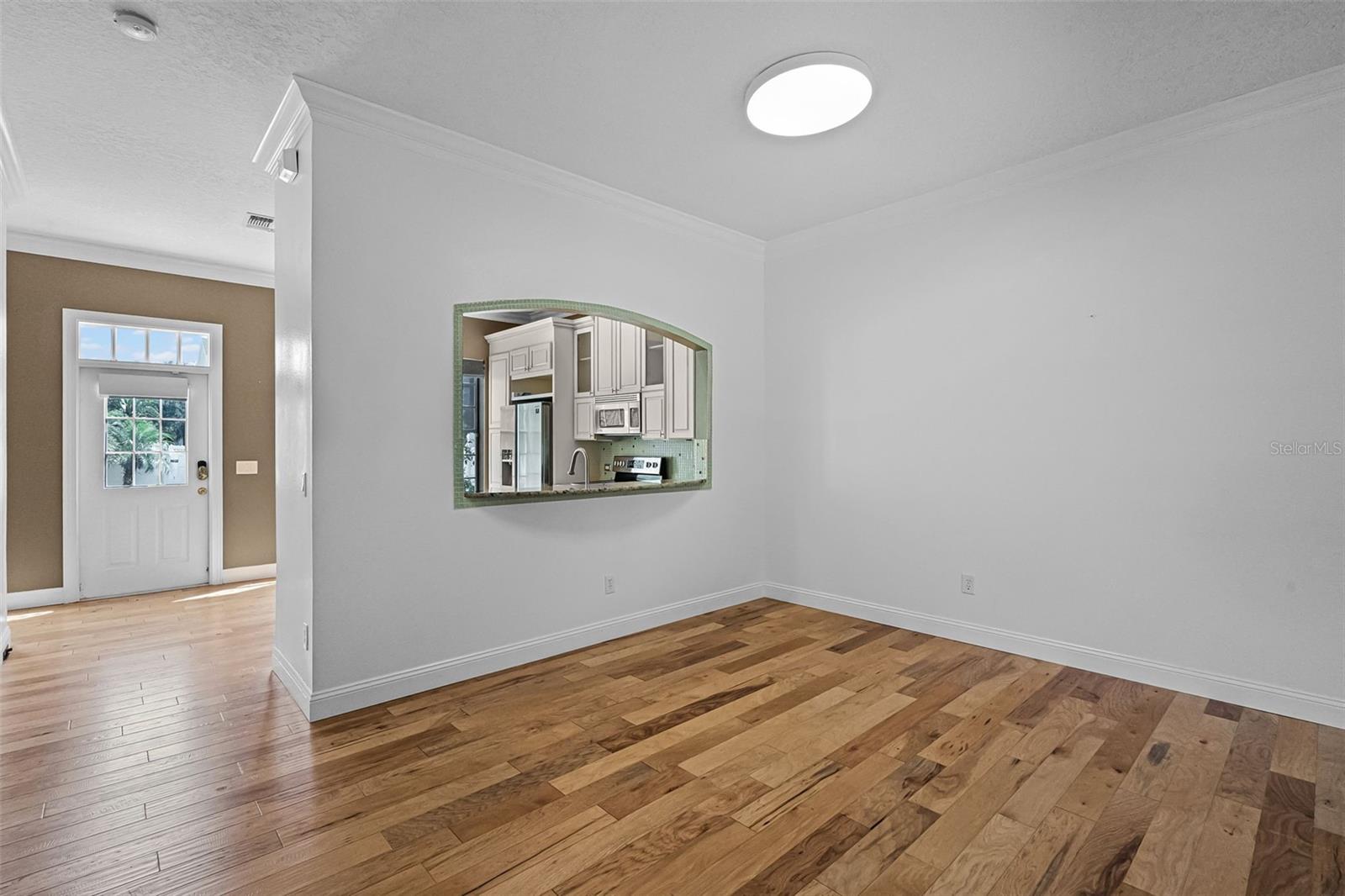 Image 7 of 69 For 625 Mulberry Avenue