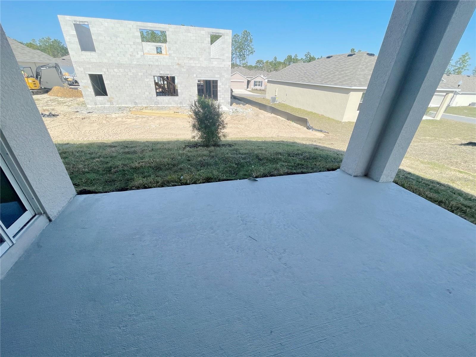 Listing photo id 25 for 64 Hickory Course Lane