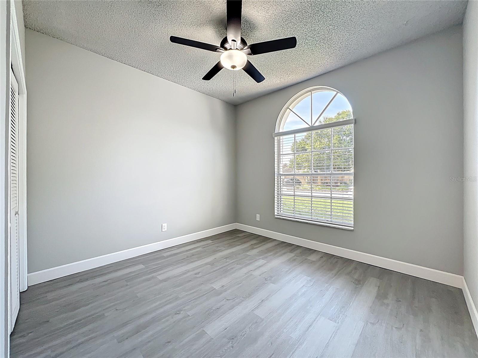 Image 10 of 52 For 636 Birgham Place