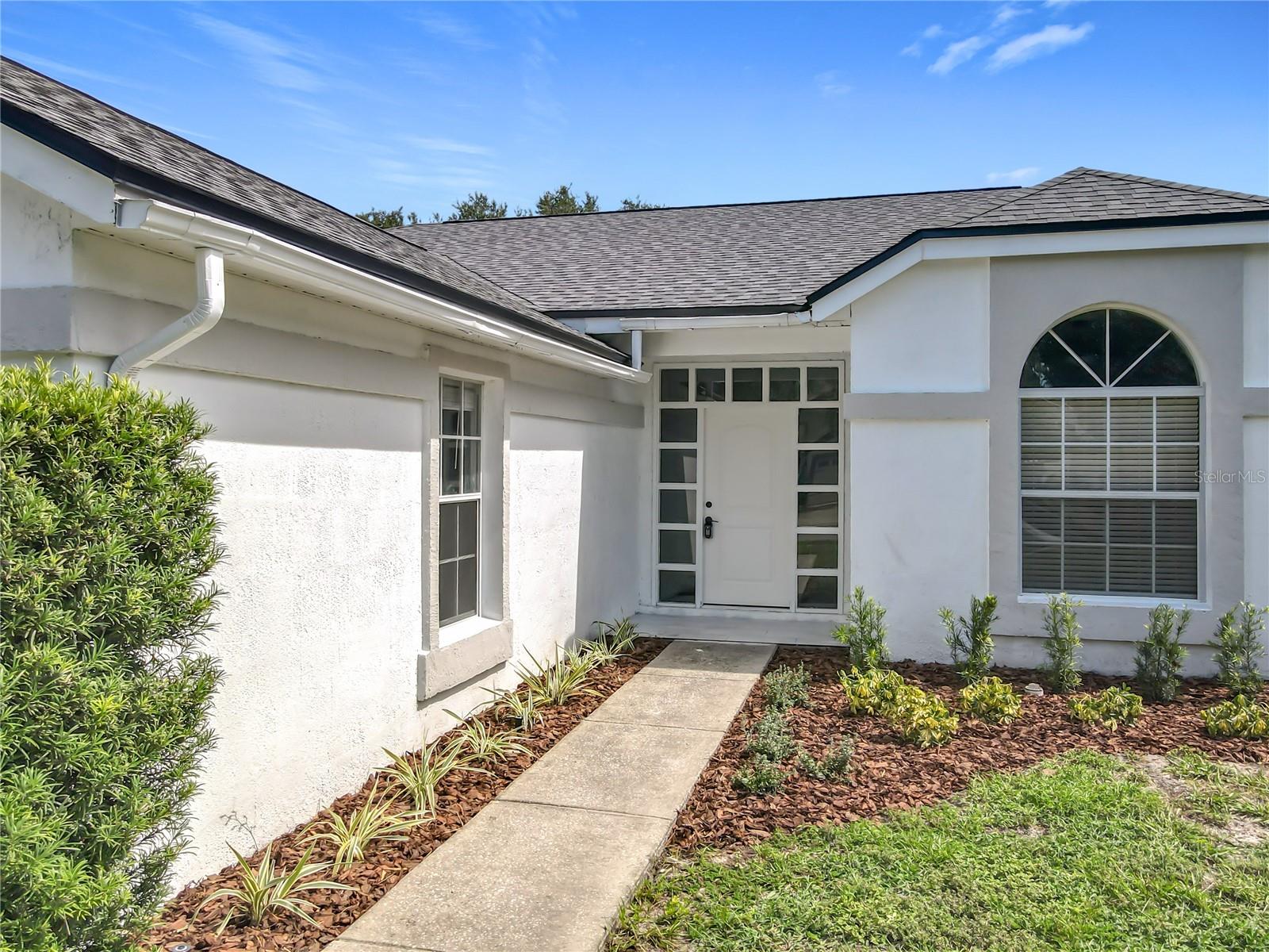 Image 12 of 52 For 636 Birgham Place