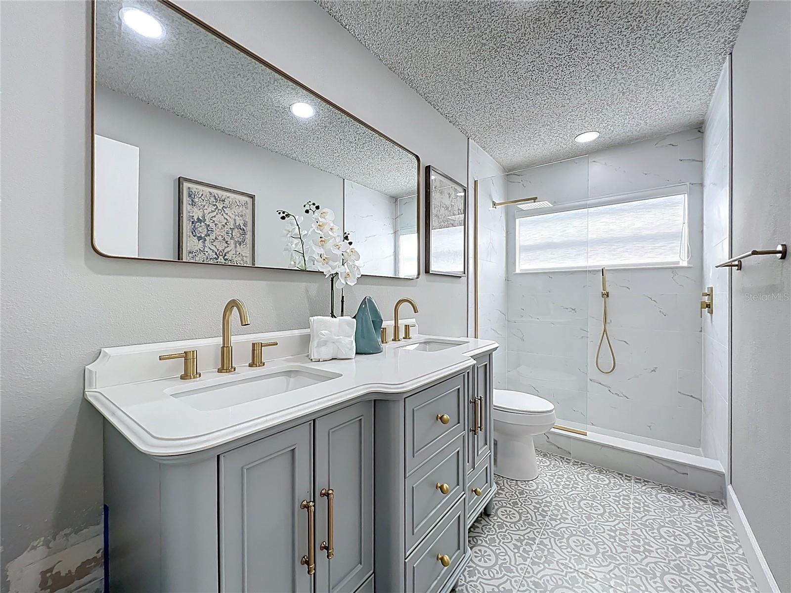 Image 7 of 52 For 636 Birgham Place