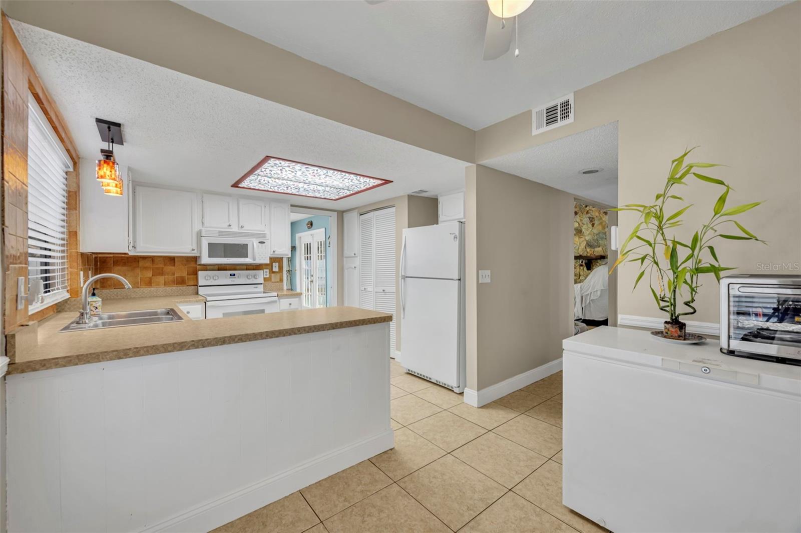 Image 11 of 30 For 2205 Winslow Circle