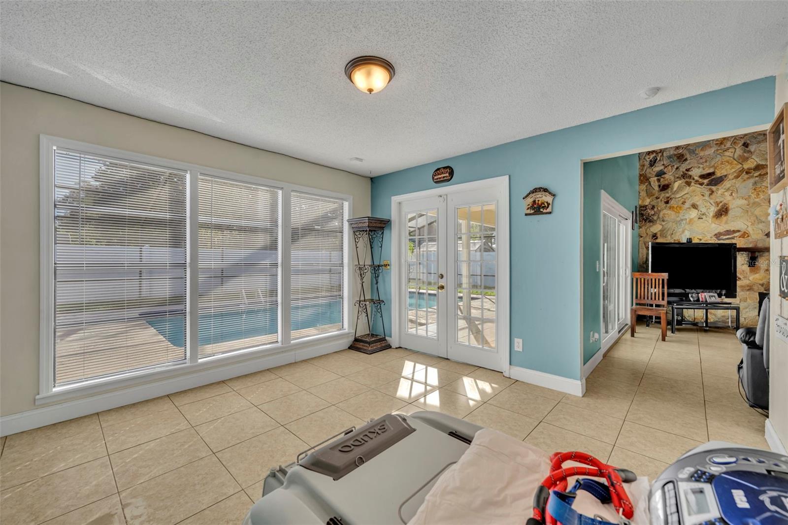 Image 14 of 30 For 2205 Winslow Circle