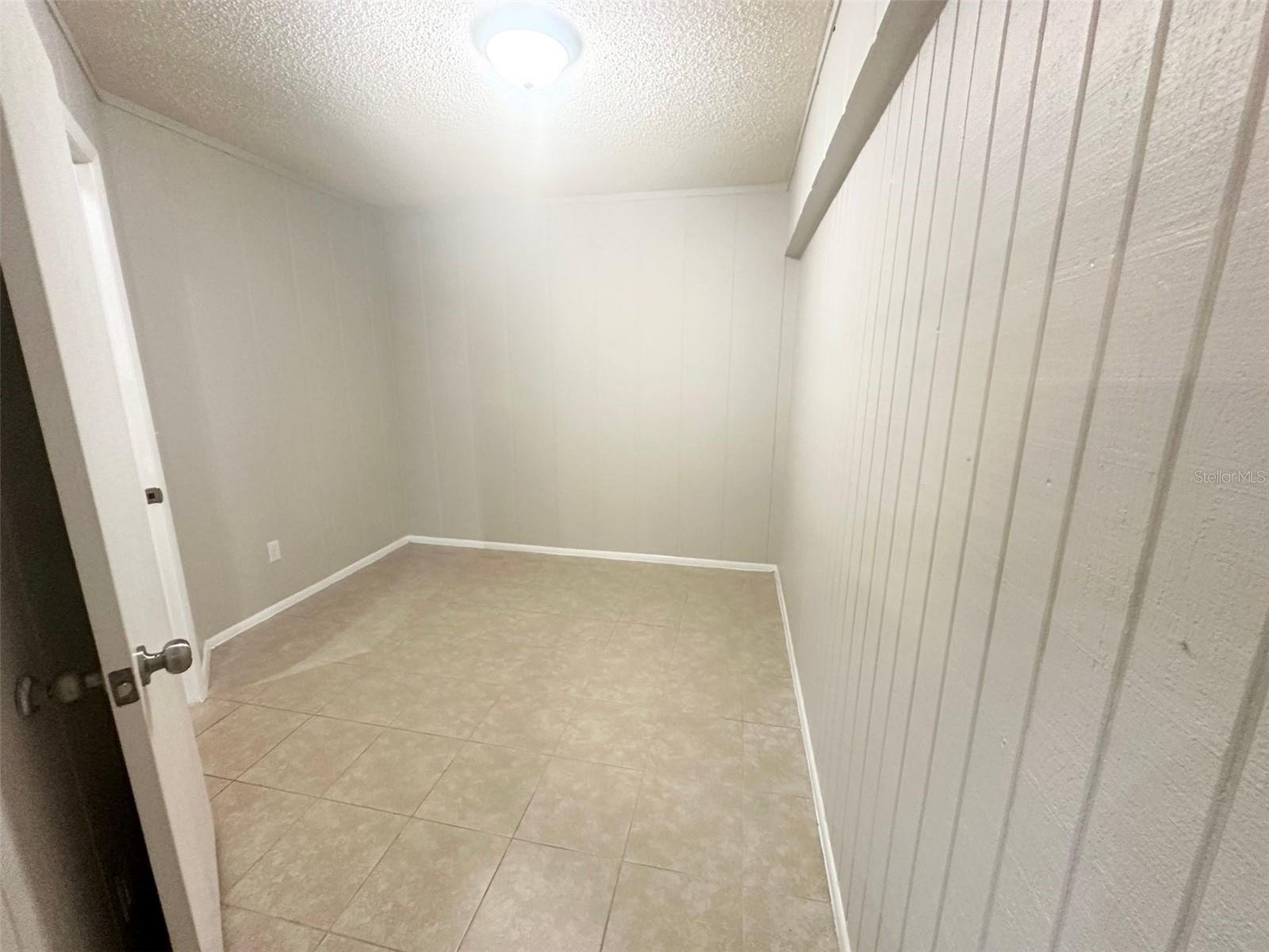 Image 21 of 31 For 2312 Centennial Boulevard