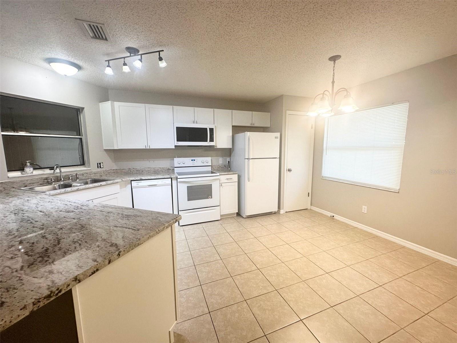 Image 4 of 31 For 2312 Centennial Boulevard
