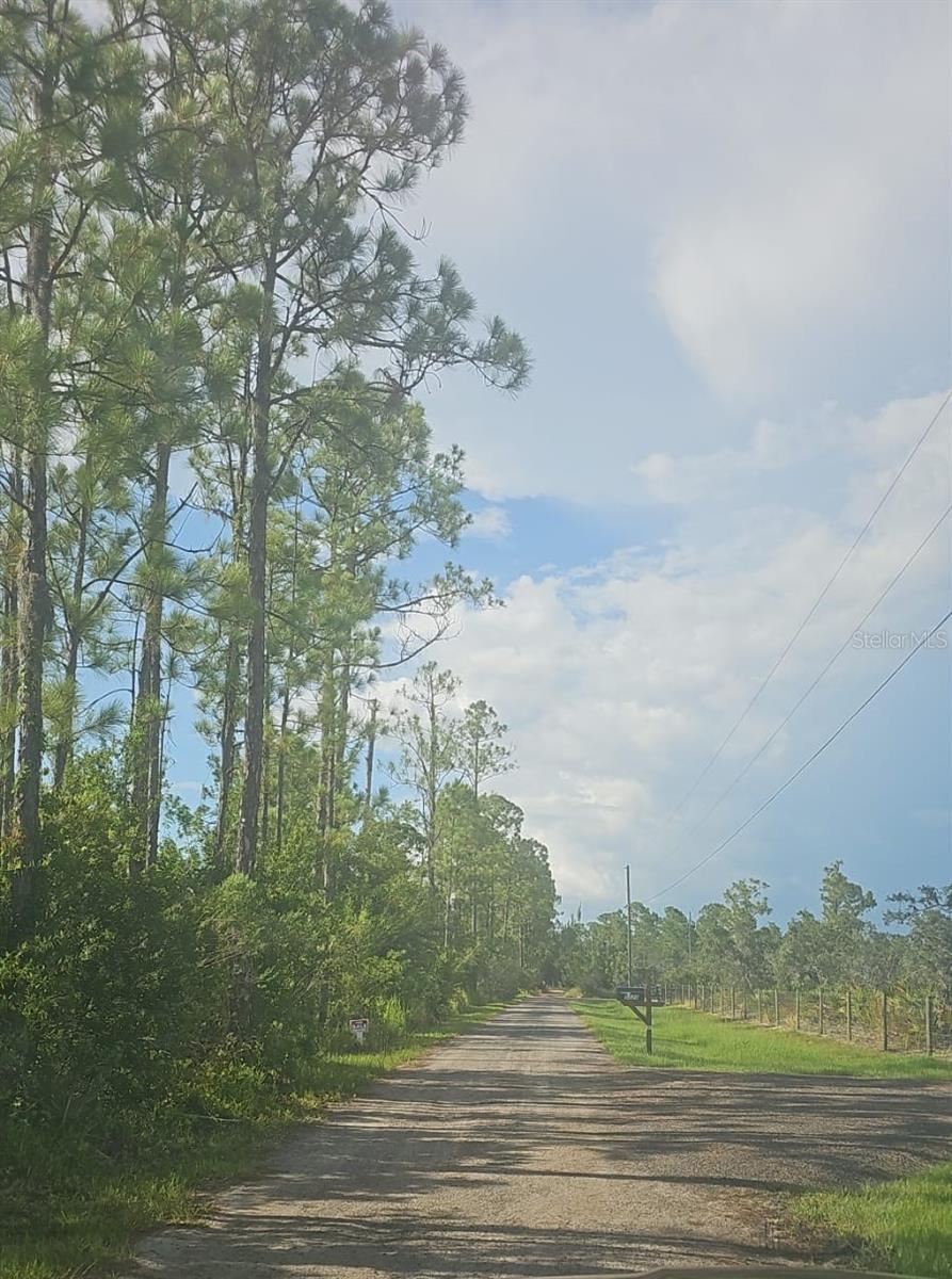 Image 11 of 15 For 5037 Oak Road