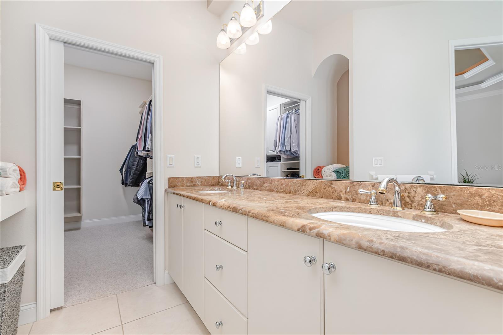 Image 22 of 46 For 3413 Rexford Circle