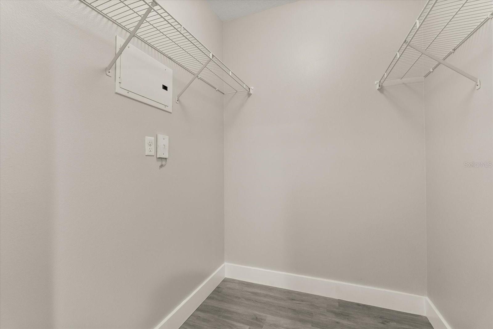 Image 17 of 34 For 322 Central Boulevard 1404
