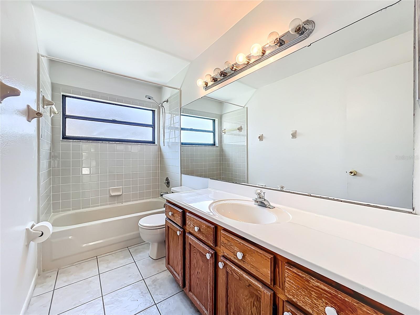 Image 38 of 64 For 2211 Fairmont Circle