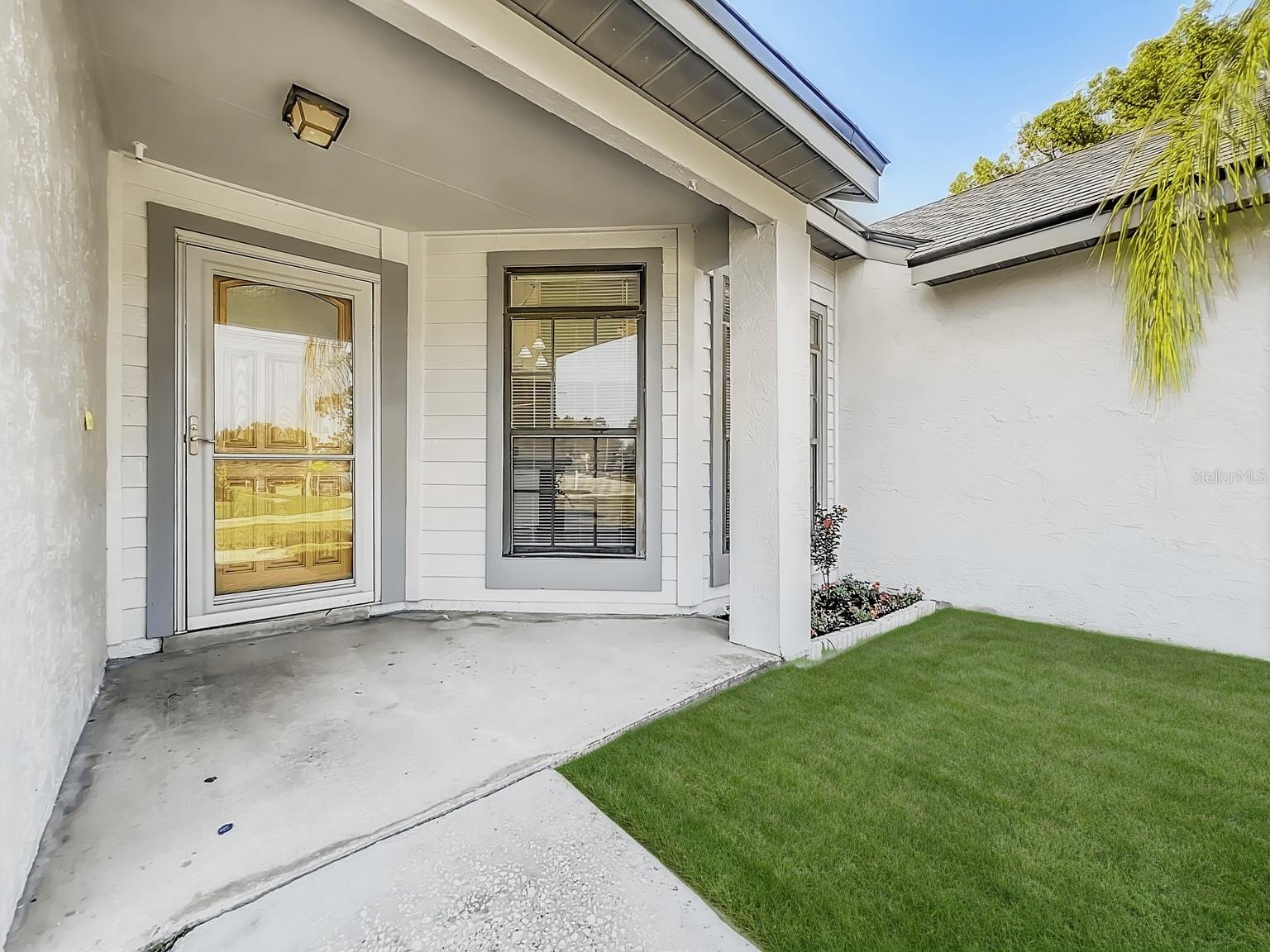Image 4 of 64 For 2211 Fairmont Circle