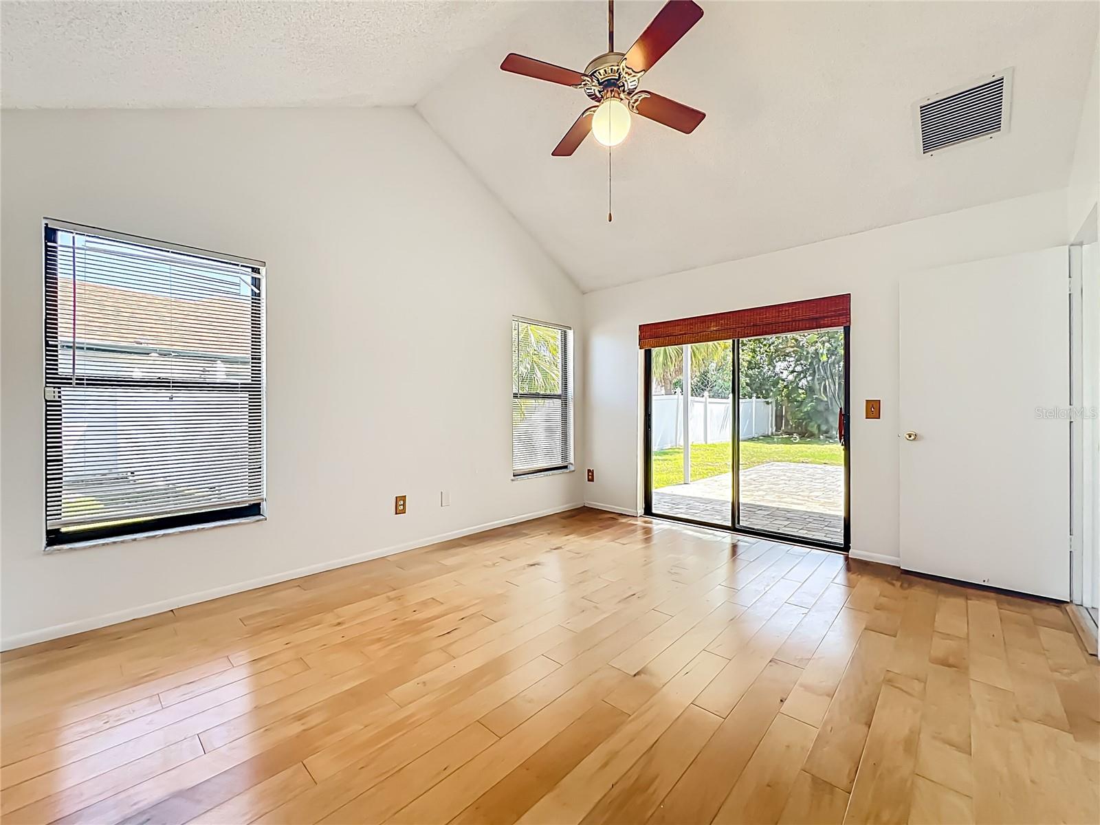 Image 44 of 64 For 2211 Fairmont Circle