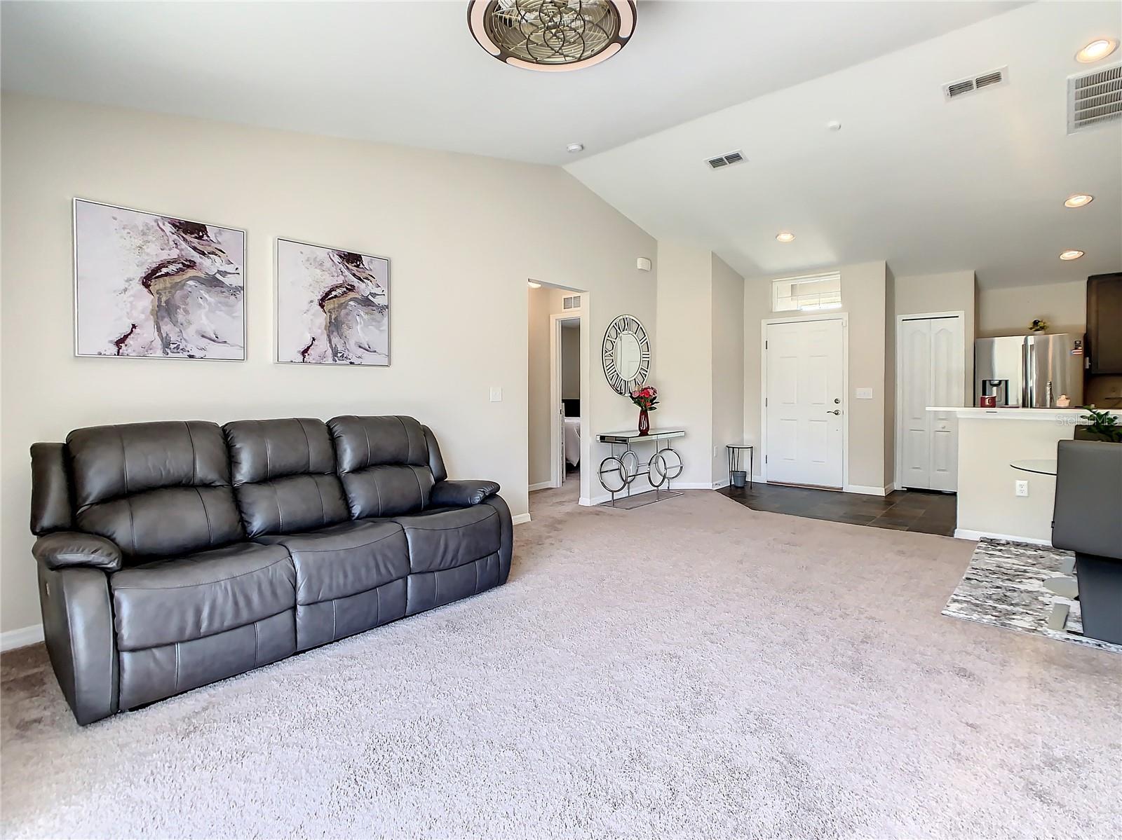 Image 15 of 38 For 276 Arbuthnot Street